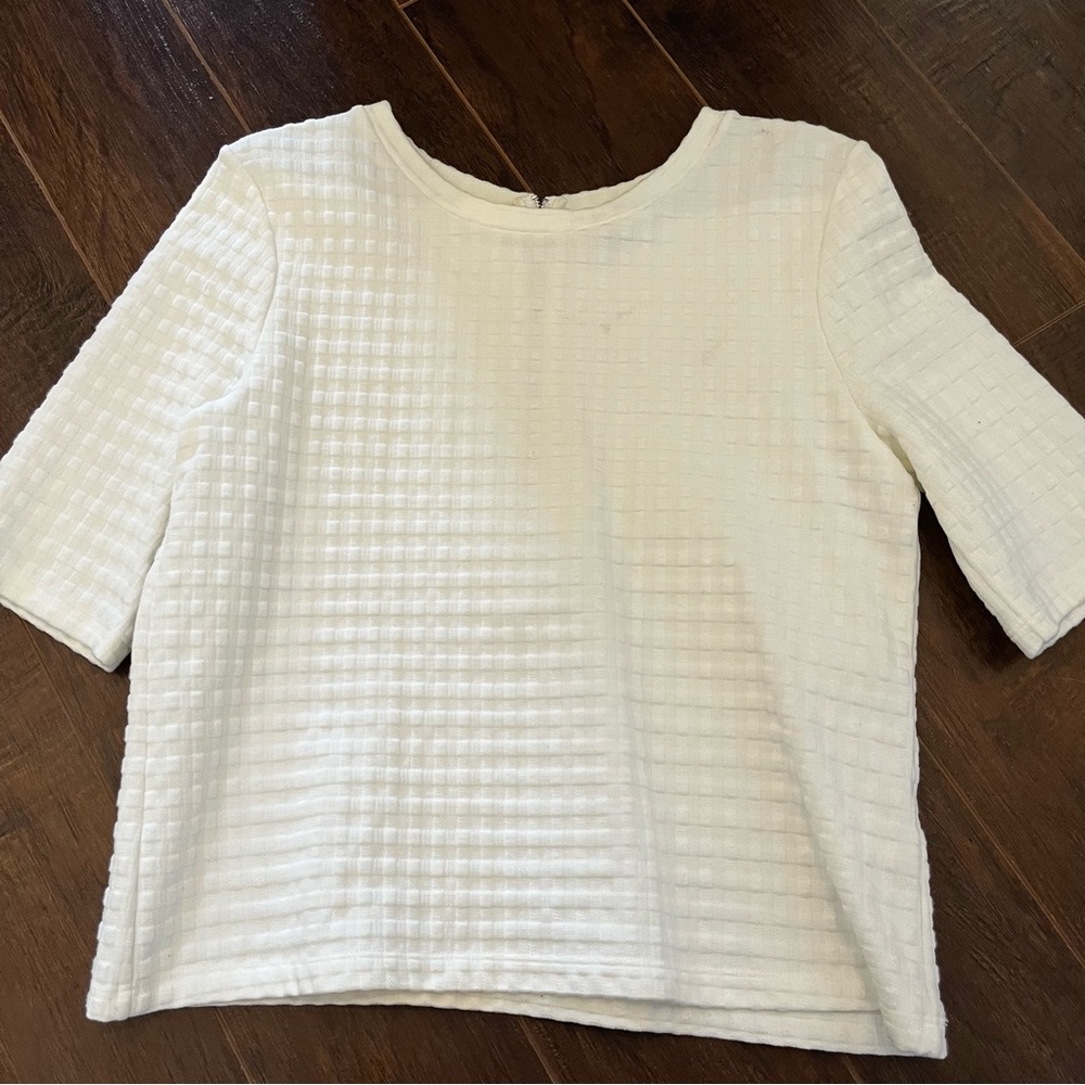 Women's White Textured Top